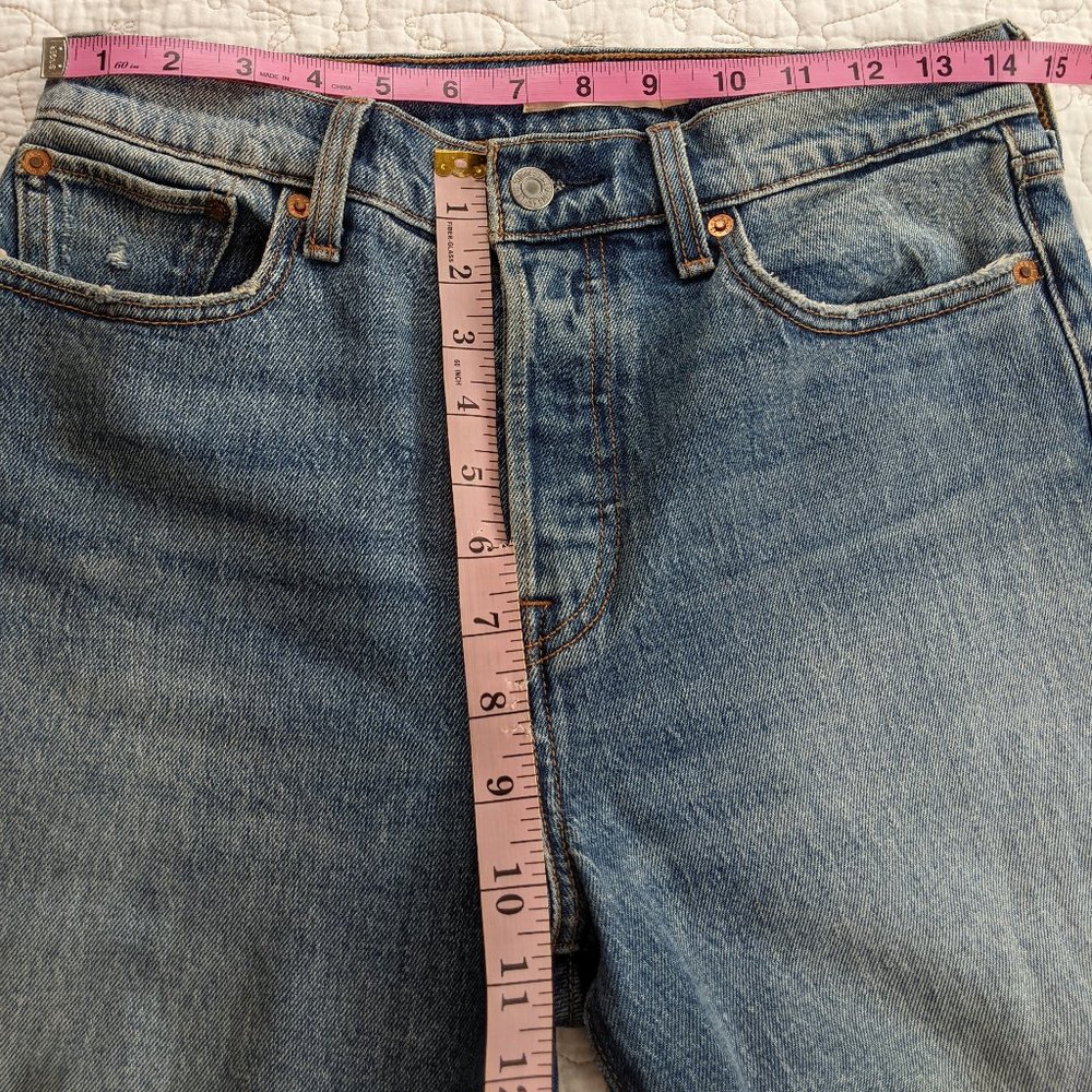 Levi's Wedgie Straight Button Fly Jeans Two Minds Wash Sz 28 - Picture 7 of 12